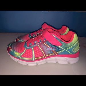 Brand New FILA Sneakers Running Shoes Girls Size 4